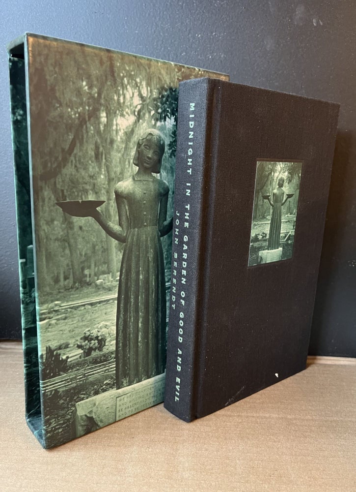 Item #299291 Midnight in the Garden of Good and Evil: Limited Edition. John Berendt.